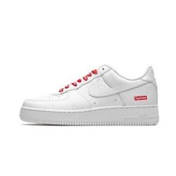 Air Force 1 Low White x Supreme